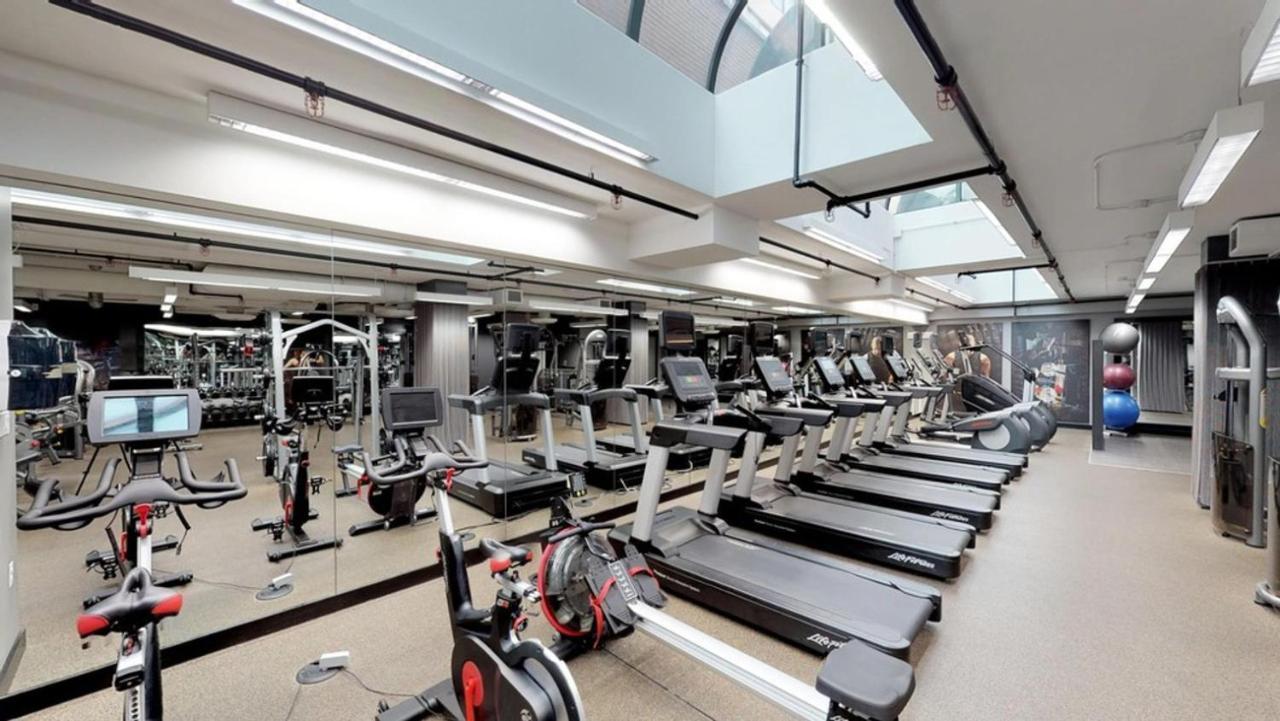 Logan Circle 2br W Gym Wd Pool Nr Bars Wdc-481